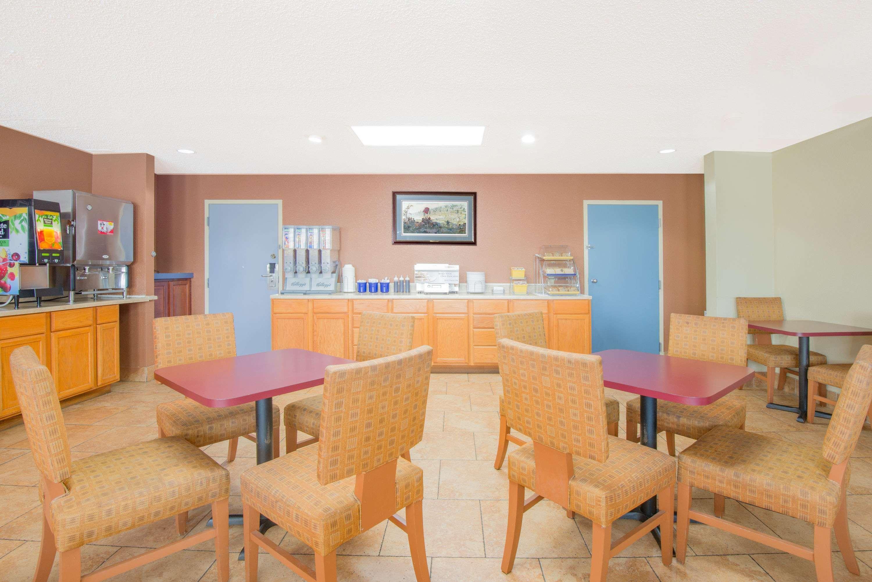 Days Inn By Wyndham Геттисберг Экстерьер фото